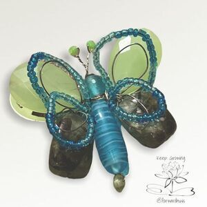 Carolee Brooch 2” x 2” Vintage